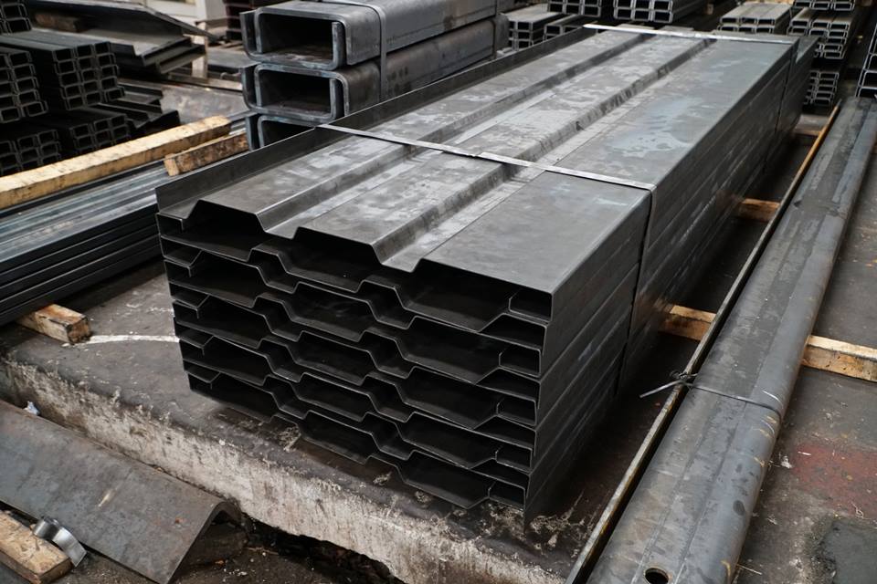 เหล็กฝาข้างรถบรรทุก